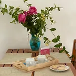 Bay View Aparthotel