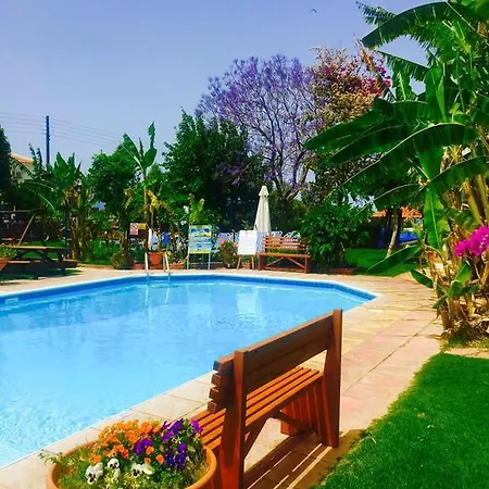 Aparthotel Bay View 3*