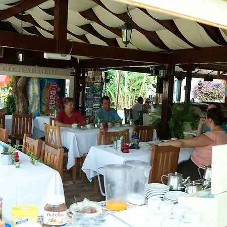Aparthotel Bay View 3*