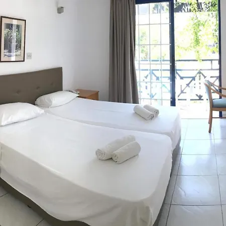 Bay View Aparthotel