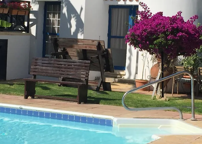 Bay View 公寓式酒店 Polis