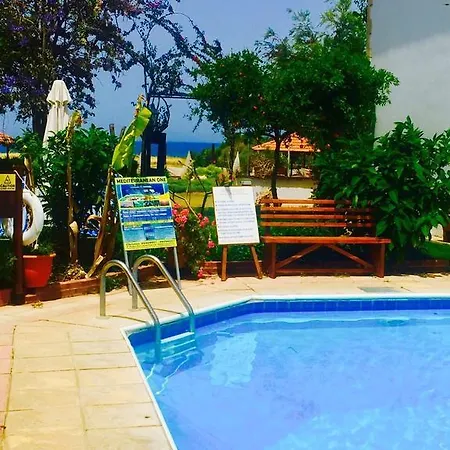 Aparthotel Bay View 3*