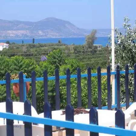 Bay View Aparthotel 3*