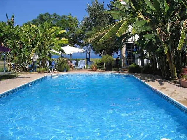 Bay View Aparthotel 3*