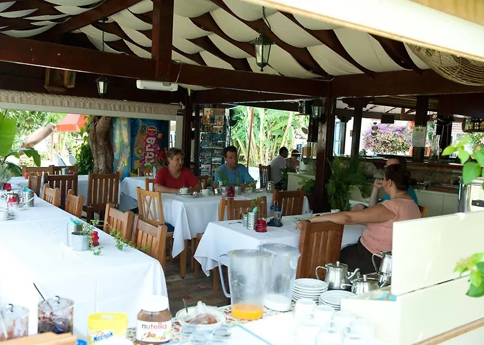 Aparthotel Bay View 3*